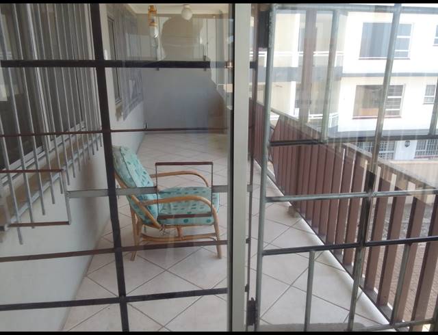 3 BEDROOM APARTMENT RENTED IN AMANZIMTOTI